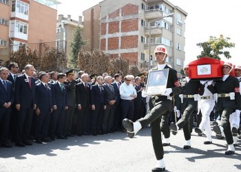 Νέα επίθεση στο Ντιγιάρμπακιρ – Τουρκικά μαχητικά σφυροκοπούν θέσεις του PKK