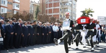 Νέα επίθεση στο Ντιγιάρμπακιρ – Τουρκικά μαχητικά σφυροκοπούν θέσεις του PKK
