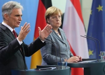 Έκτακτη σύνοδο για την προσφυγική κρίση συγκαλούν Μέρκελ-Φάιμαν