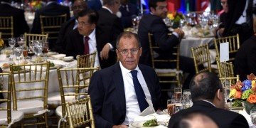 Λαβρόφ: Οι ΗΠΑ ενισχύουν τις αποσχιστικές τάσεις των Κούρδων