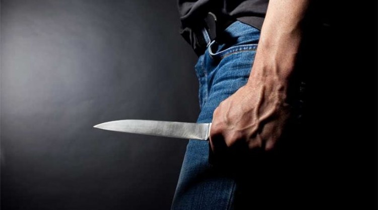 Άγνωστοι μαχαίρωσαν δημοσιογράφο στο Κολωνάκι