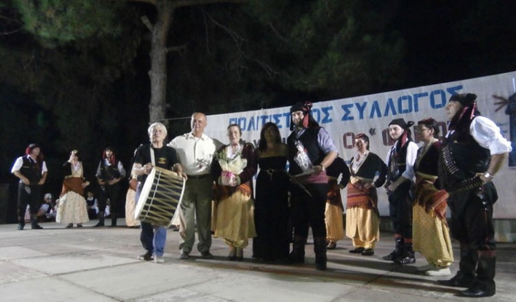 Η ζωντάνια των ποντιακών χορών στο Αγγελοχώρι Ημαθίας (βίντεο)