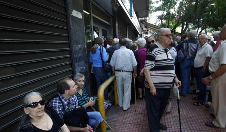 Συντάξεις: Νέες ημερομηνίες πληρωμής