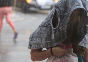 Kαιρός σήμερα: Πού θα εκδηλωθούν βροχές και καταιγίδες