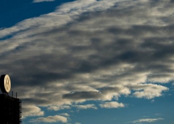 Εξηγήσεις ζητούν από τη Volkswagen οι γερμανικές αρχές