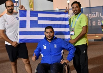Μεγάλες μειώσεις και στις συντάξεις ατόμων με αναπηρία