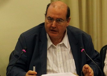 Ο Φίλης «καρφώνει» τον Μπαλτά για το βιβλίο της Ιστορίας και τον Ποντιακό Ελληνισμό