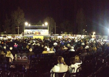 Πόντιοι και Αρμένιοι στις Ιωνικές Γιορτές 2015 στη Νέα Σμύρνη (φωτο, βίντεο)