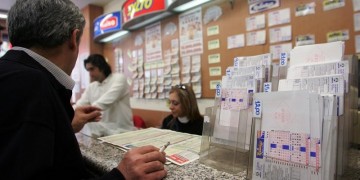 5.800.000 ευρώ κληρώνει απόψε το Τζόκερ