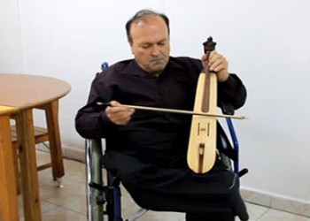 Η λύρα του Πόντου «γιατρεύει» και παράλυτους