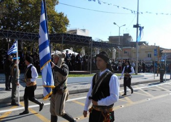Όλος ο Σύλλογος Ποντίων Ξάνθης στην παρέλαση (φωτο)