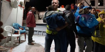 Νεκροταφείο ψυχών το Αιγαίο – Δυο νέα ναυάγια με 22 νεκρούς (φωτο)