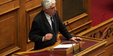 Έρχεται το σύμφωνο συμβίωσης για τα ομόφυλα ζευγάρια