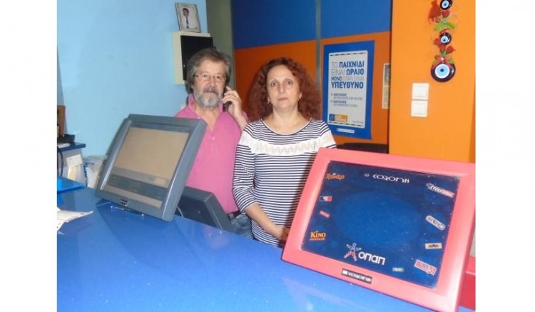 Άνεργος ο τυχερός που κέρδισε 5,8 εκατ. ευρώ στο Τζόκερ (βίντεο)