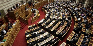 Правительство Ципраса получило в парламенте Греции вотум доверия