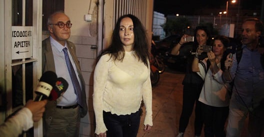 Τα capital controls έβγαλαν από τη φυλακή τη Βίκυ Σταμάτη