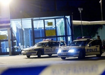 Επίθεση μασκοφόρου με σπαθί σε σχολείο της Σουηδίας