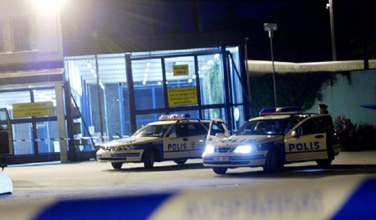 Επίθεση μασκοφόρου με σπαθί σε σχολείο της Σουηδίας