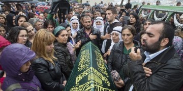 Δύο άνδρες καμικάζι οι δράστες των επιθέσεων στην Τουρκία