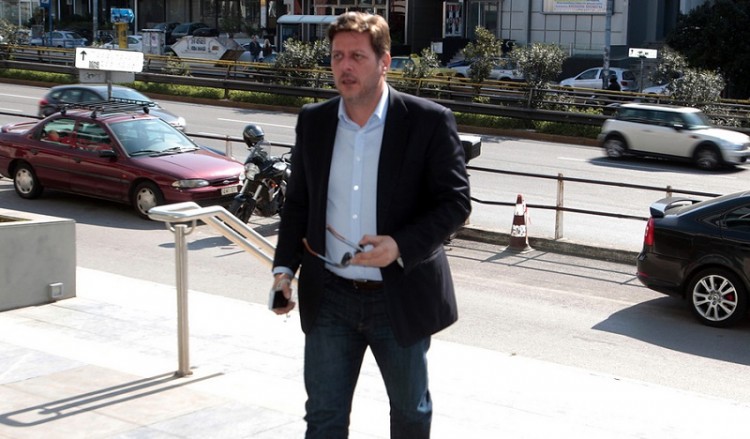 Ο Βαρβιτσιώτης για την επίθεση που δέχτηκε στη διαδήλωση των Ποντίων (βίντεο)