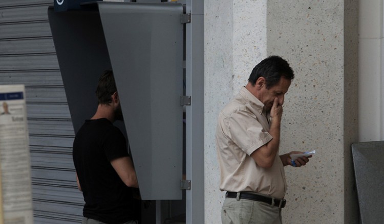Ο... γολγοθάς της κυβέρνησης δεν τελειώνει