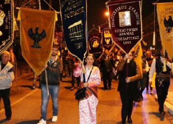 Οι πιστοί στη Δράμα υποδέχτηκαν τα ιερά λείψανα του Οσίου Γεωργίου Καρσλίδη