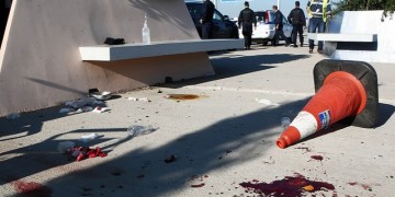 Πεδίο μάχης μεταξύ Σέρβων και Κροατών οπαδών το «Ελ. Βενιζέλος»