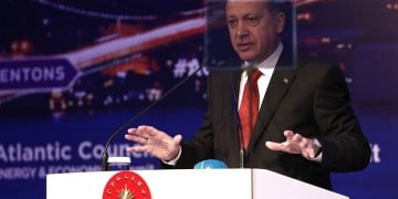Έκκληση Ερντογάν για νέο Σύνταγμα