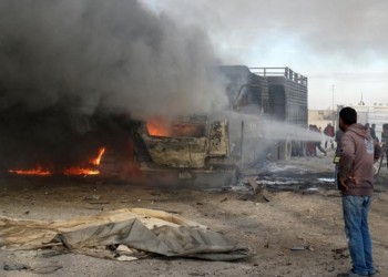 Αεροσκάφη βομβάρδισαν κομβόι φορτηγών στα σύνορα Τουρκίας-Συρίας (βίντεο, φωτο)