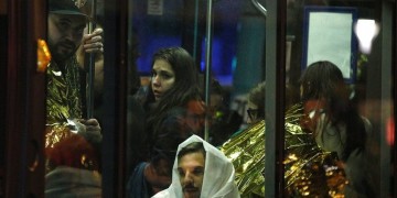 Σοκ από την πολλαπλή επίθεση στο Παρίσι – Τι ξέρουμε μέχρι τώρα για τη σφαγή