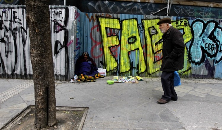 Έκθεση… εφιάλτης για την ελληνική οικογένεια:  φτώχεια και ανεργία