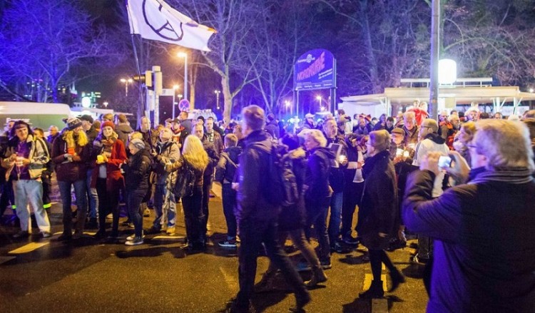 Ενώπιον συντονισμένης επίθεσης βρέθηκε το Ανόβερο