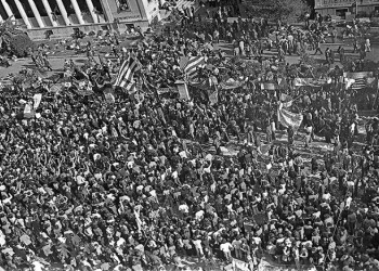 «Πολυτεχνείο 1973»: Έκθεση με φωτογραφίες-ντοκουμέντα του Βασίλη Καραγεώργου