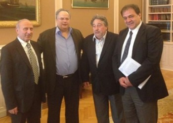 Делегация понтийских греков встретилась с главой МИДа Греции