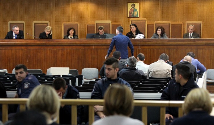 «Εγώ το έκανα, είμαι δικός σας», είπε ο Ρουπακιάς στον αστυνομικό που τον συνέλαβε