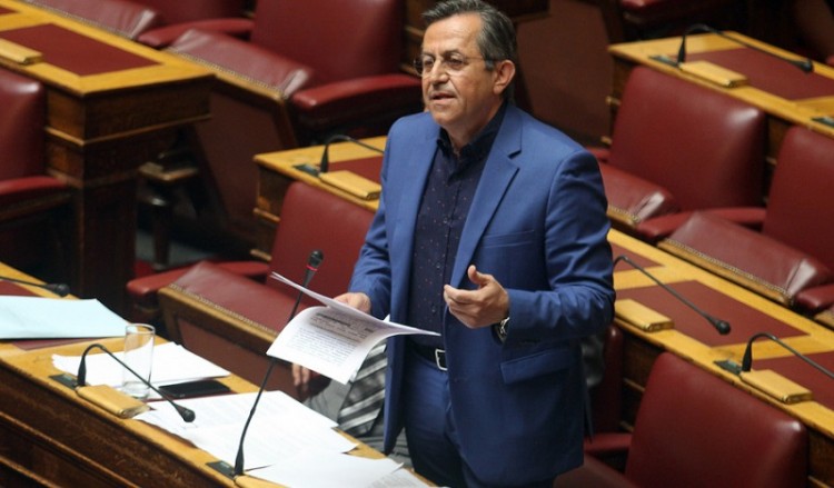 «Έφυγε» η κόρη του Νίκου Νικολόπουλου