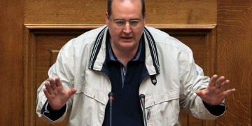 Ο Νίκος Φίλης στη θέση του Γιάννη Μουζάλα;