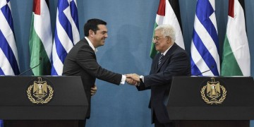 Παλαιστίνη: Διανομή 10,5 τόνων αλληλογραφίας που καθυστερούσε επί 8 χρόνια το Ισραήλ