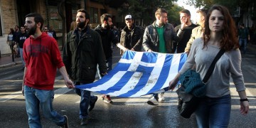 Ξεκίνησε η πορεία για την επέτειο της εξέγερσης του Πολυτεχνείου