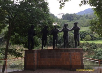 Το άγαλμα των χορευτών στη Ματσούκα του Πόντου