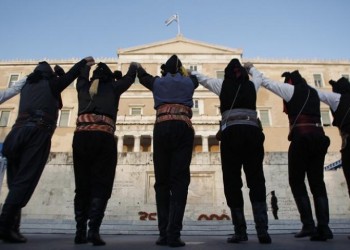 Миллионы понтийских греков требуют отставки Министра Образования