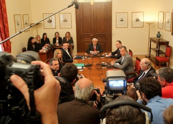Συμφώνησαν ότι διαφωνούν για το ασφαλιστικό οι πολιτικοί αρχηγοί
