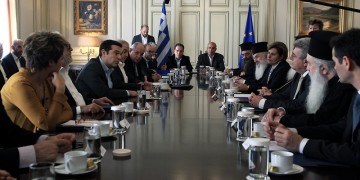 Τσίπρας: Ένωση δυνάμεων για το προσφυγικό