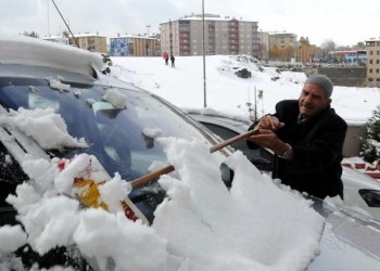 Первый снегопад наступающей зимы в Понте (фото)
