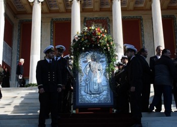 Παρουσία του Προέδρου της Δημοκρατίας γιορτάστηκε στη Σύρο ο Άγιος Νικόλαος