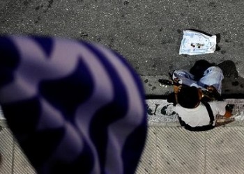 Guardian: Τα ελληνικά προγράμματα διάσωσης τελείωσαν αλλά ήταν κολοσσιαία αποτυχία 2