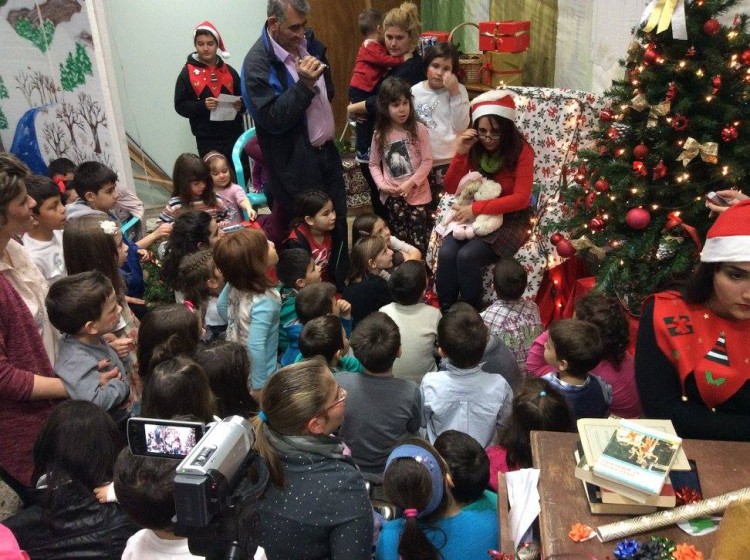 Χριστουγεννιάτικη γιορτή  για τα παιδιά στο Θρυλόριο Κομοτηνής (φωτο)