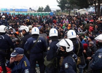 Ασφυκτικές οι πιέσεις στην Ελλάδα για το προσφυγικό