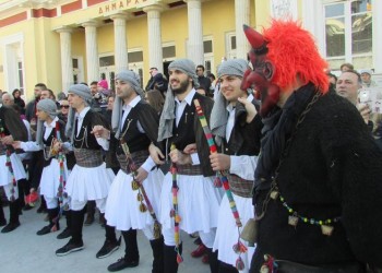 Κοζάνη: Εντυπωσιακή εμφάνιση από τους «Μωμόγερους» Αγίου Δημητρίου - Ρυακίου, Πρωτοχωρίου και Tετραλόφου (βίντεο)