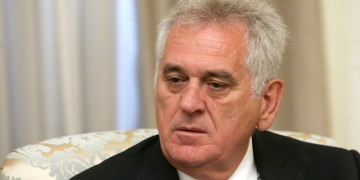 Сербия предупредила Косово о готовности защищать свою территорию